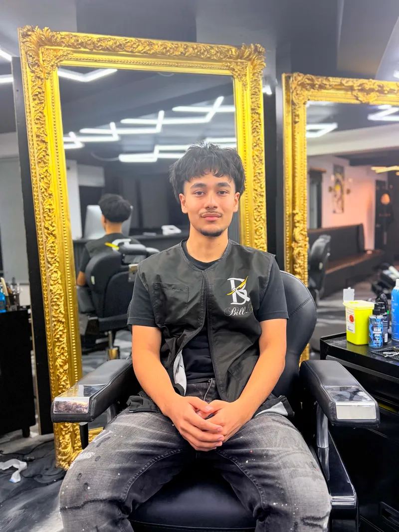 Emron, barbier à Longueuil chez Bill-K